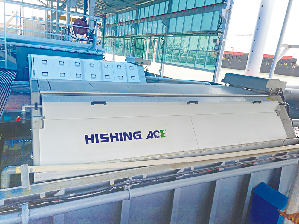 新加坡养殖工船